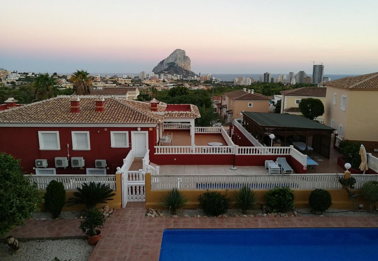 Пристроенный дом на Calpe - Chalet adosado Garduix